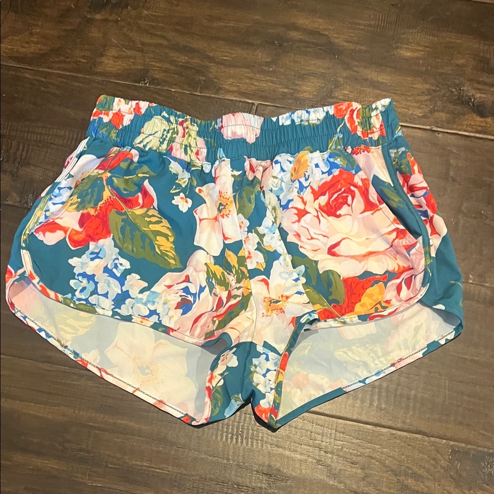 Show Me Your Mumu active shorts